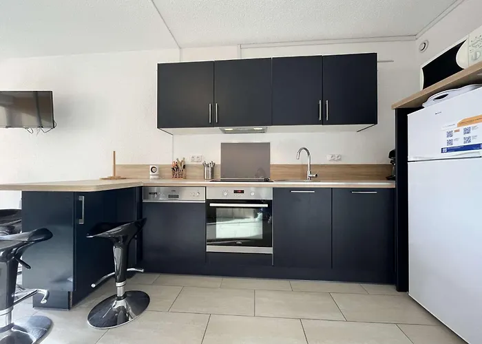Apartmán Calme Avec Piscine Commune Et Loggia Gn050-489